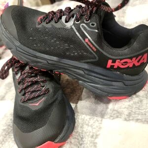 Hoka Sz 5.5